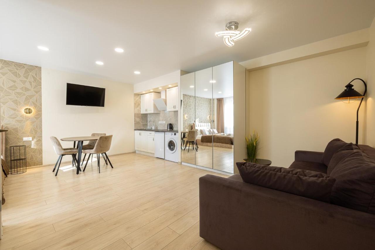 Dharma Stay Apartamentai Telšiai エクステリア 写真