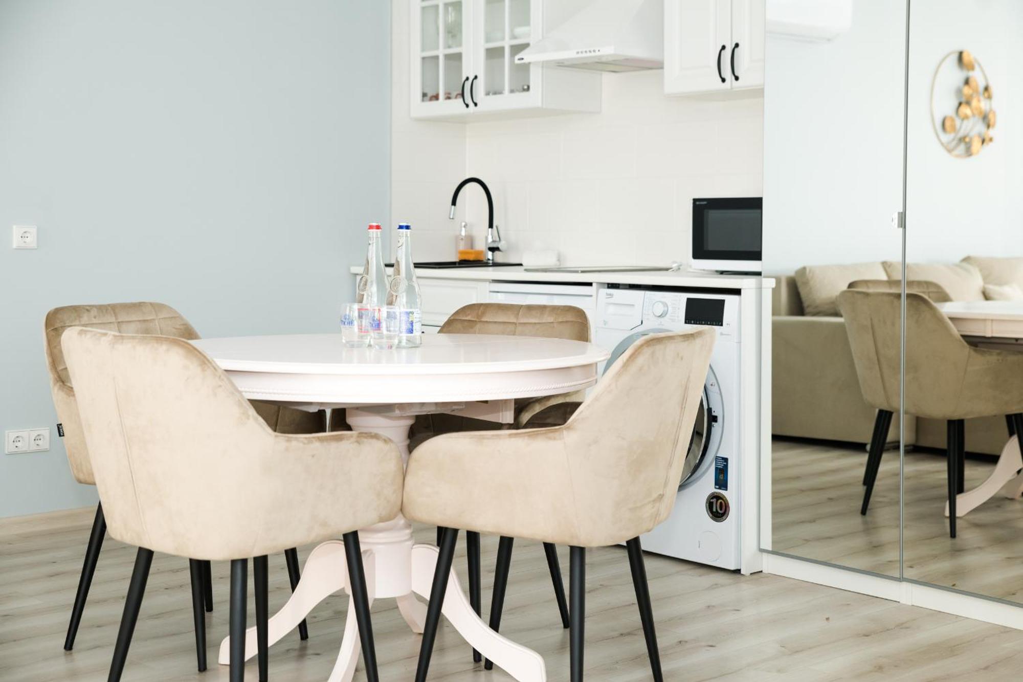 Dharma Stay Apartamentai Telšiai エクステリア 写真