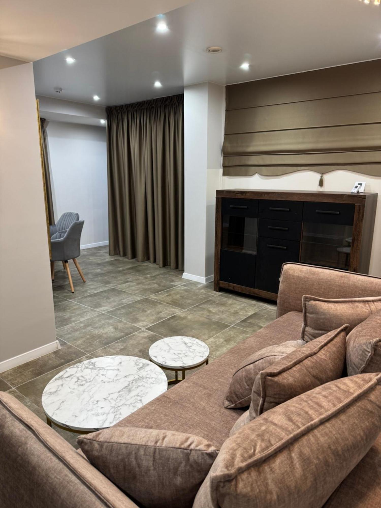 Dharma Stay Apartamentai Telšiai エクステリア 写真